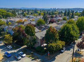 1201 N 88th Street, Seattle WA 98103