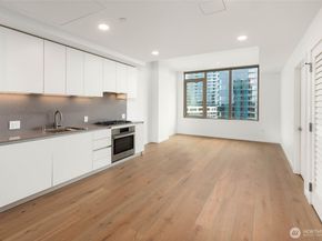 10232 NE 10th Street 911, Bellevue WA 98004