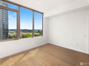 10232 NE 10th Street 911, Bellevue WA 98004