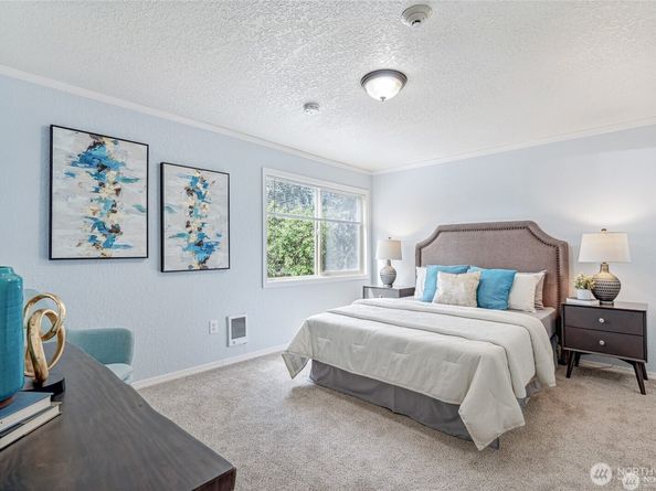 19725 76th Avenue W B1, Lynnwood WA 98036