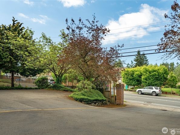 19725 76th Avenue W B1, Lynnwood WA 98036
