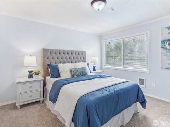19725 76th Avenue W B1, Lynnwood WA 98036