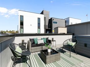 109 22nd Avenue E C, Seattle WA 98112