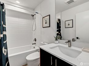 1227 E Roy Street, Seattle WA 98102