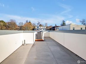 1227 E Roy Street, Seattle WA 98102