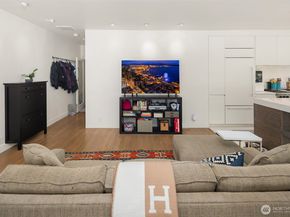 2809 1/2 S Mount Rainier Drive 1, Seattle WA 98144