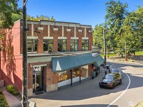2809 1/2 S Mount Rainier Drive 1, Seattle WA 98144