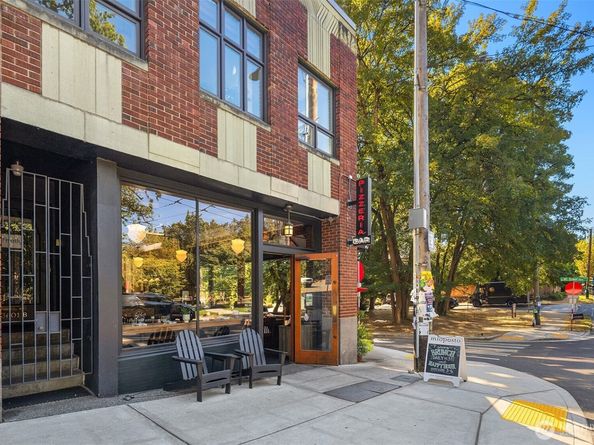 2809 1/2 S Mount Rainier Drive 1, Seattle WA 98144