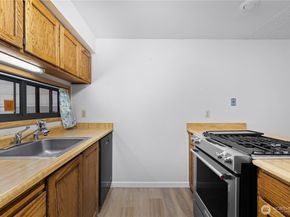 21658 14th Avenue S A3, Des Moines WA 98198