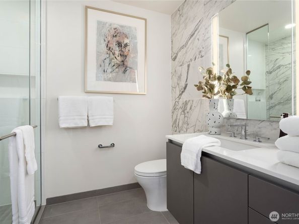 2510 6th Avenue 2807, Seattle WA 98121