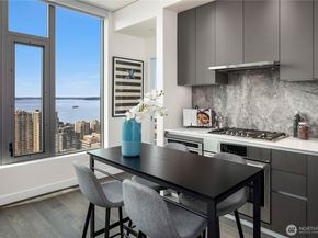 2510 6th Avenue 2807, Seattle WA 98121