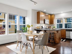 3241 SW Raymond St 1B, Seattle WA 98126