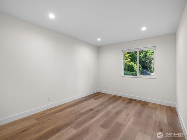 3432 175th Avenue NE, Redmond WA 98052