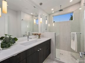 2665 51st Ave SW, Seattle WA 98116