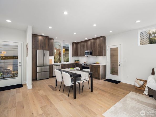 2665 51st Ave SW, Seattle WA 98116