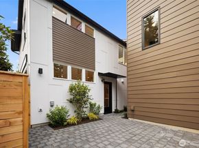 2665 51st Ave SW, Seattle WA 98116