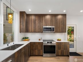 2665 51st Ave SW, Seattle WA 98116