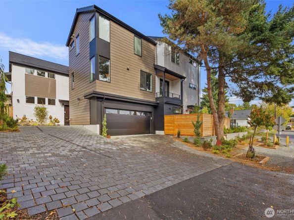 2665 51st Ave SW, Seattle WA 98116