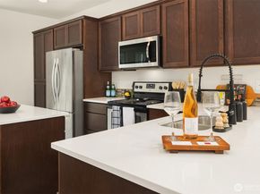 7163 27th Avenue SW, Seattle WA 98106