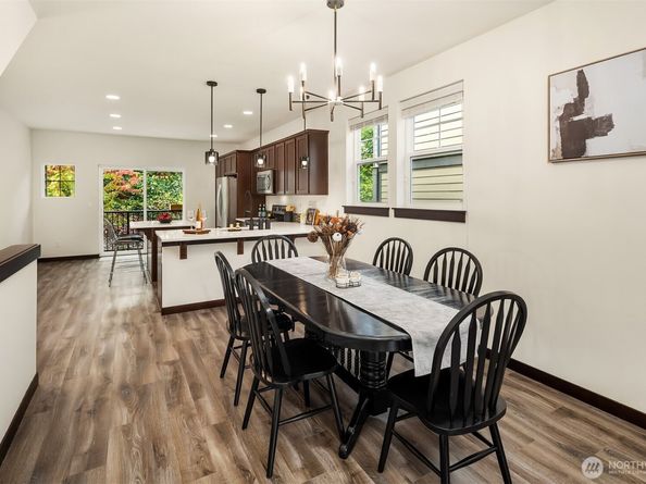 7163 27th Avenue SW, Seattle WA 98106