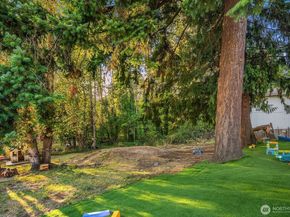 6745 18th Avenue SW, Seattle WA 98106