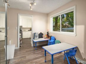 6745 18th Avenue SW, Seattle WA 98106