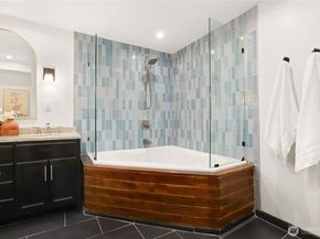 18228 Broadway Avenue, Clearview WA 98296