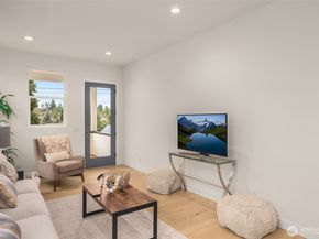 2727 50th Avenue SW, Seattle WA 98116