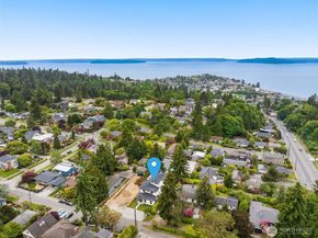 2727 50th Avenue SW, Seattle WA 98116