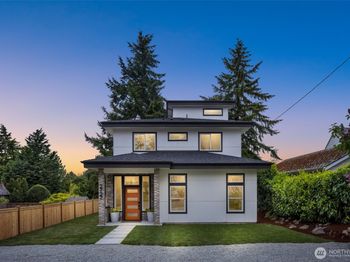 2727 50th Avenue SW
