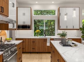 2727 50th Avenue SW, Seattle WA 98116