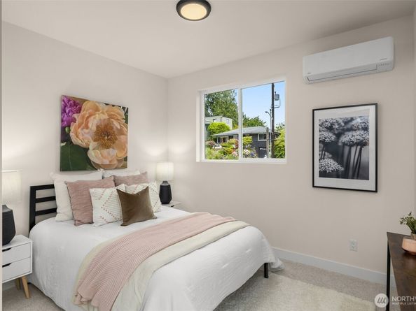 2727 50th Avenue SW, Seattle WA 98116