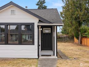 3723 W D Street, Bremerton WA 98312