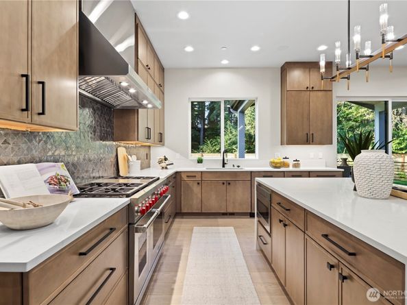 13320 NE 112th Place, Redmond WA 98052