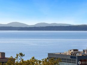 22 John Street 10, Seattle WA 98109