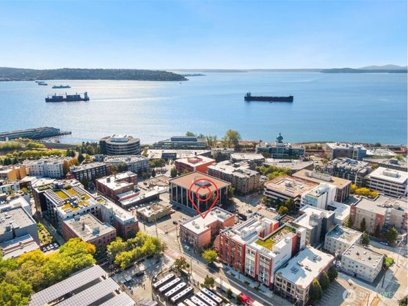 22 John Street 10, Seattle WA 98109