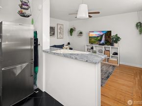 22 John Street 10, Seattle WA 98109