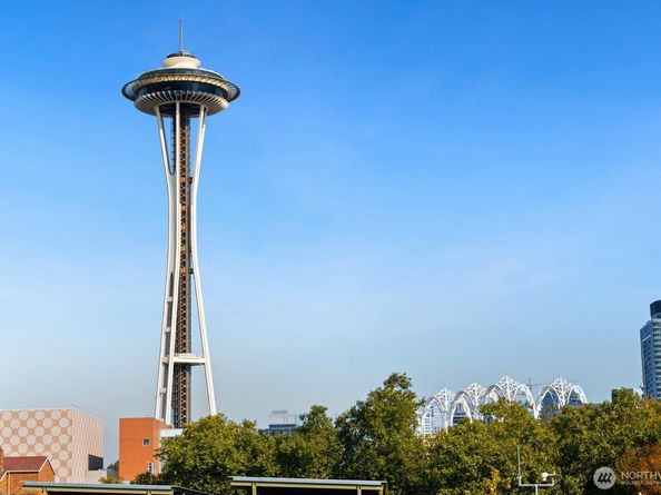22 John Street 10, Seattle WA 98109
