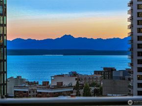 1920 4th Avenue 1702, Seattle WA 98101