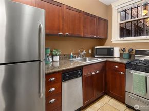 2132 5th Avenue 008, Seattle WA 98121