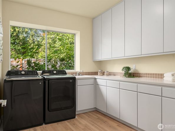 9419 110th Place NE, Kirkland WA 98033