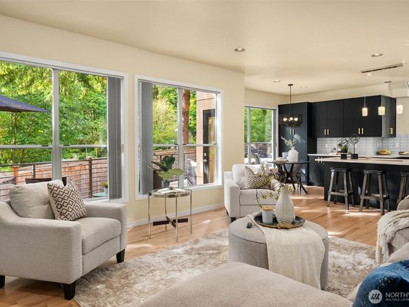 9419 110th Place NE, Kirkland WA 98033