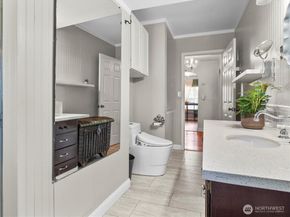 3720 W G Street, Bremerton WA 98312