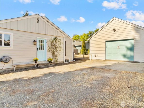 3720 W G Street, Bremerton WA 98312