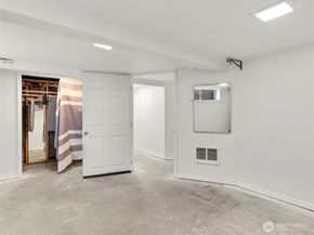 3720 W G Street, Bremerton WA 98312