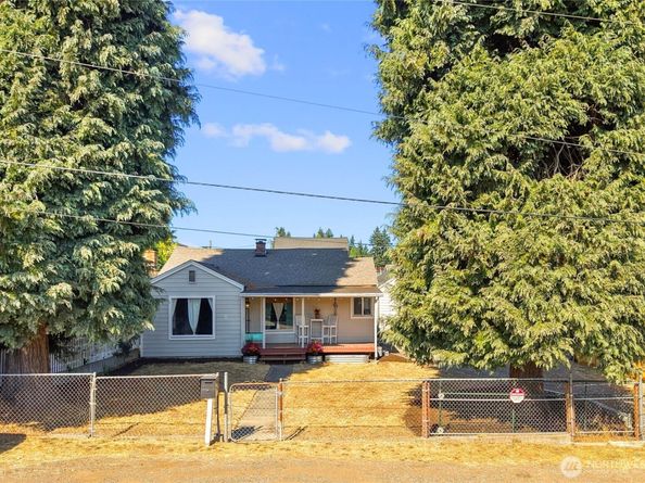3720 W G Street, Bremerton WA 98312