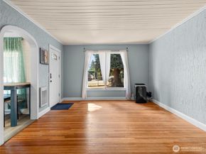 3720 W G Street, Bremerton WA 98312