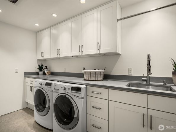 417 Ward Street, Seattle WA 98109