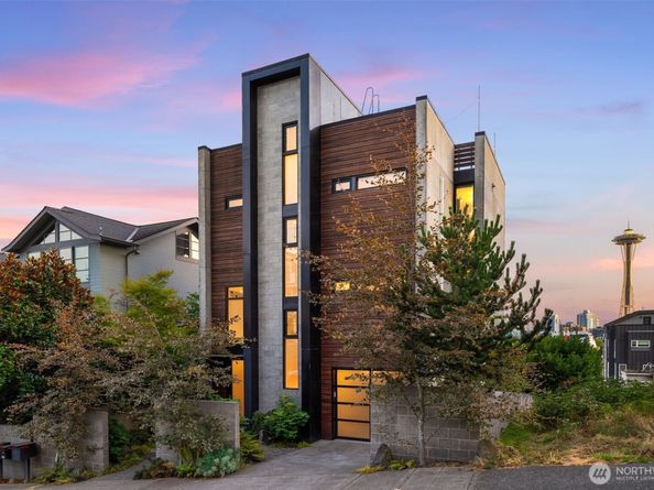 417 Ward Street, Seattle WA 98109