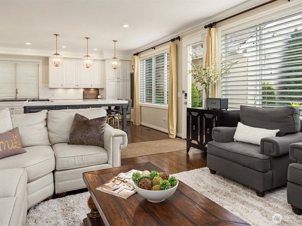 1839 12th Avenue NE, Issaquah WA 98029